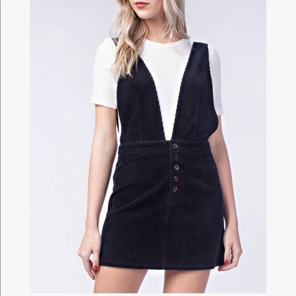 Honey Punch Dresses & Skirts - NWT half button corduroy  black dress